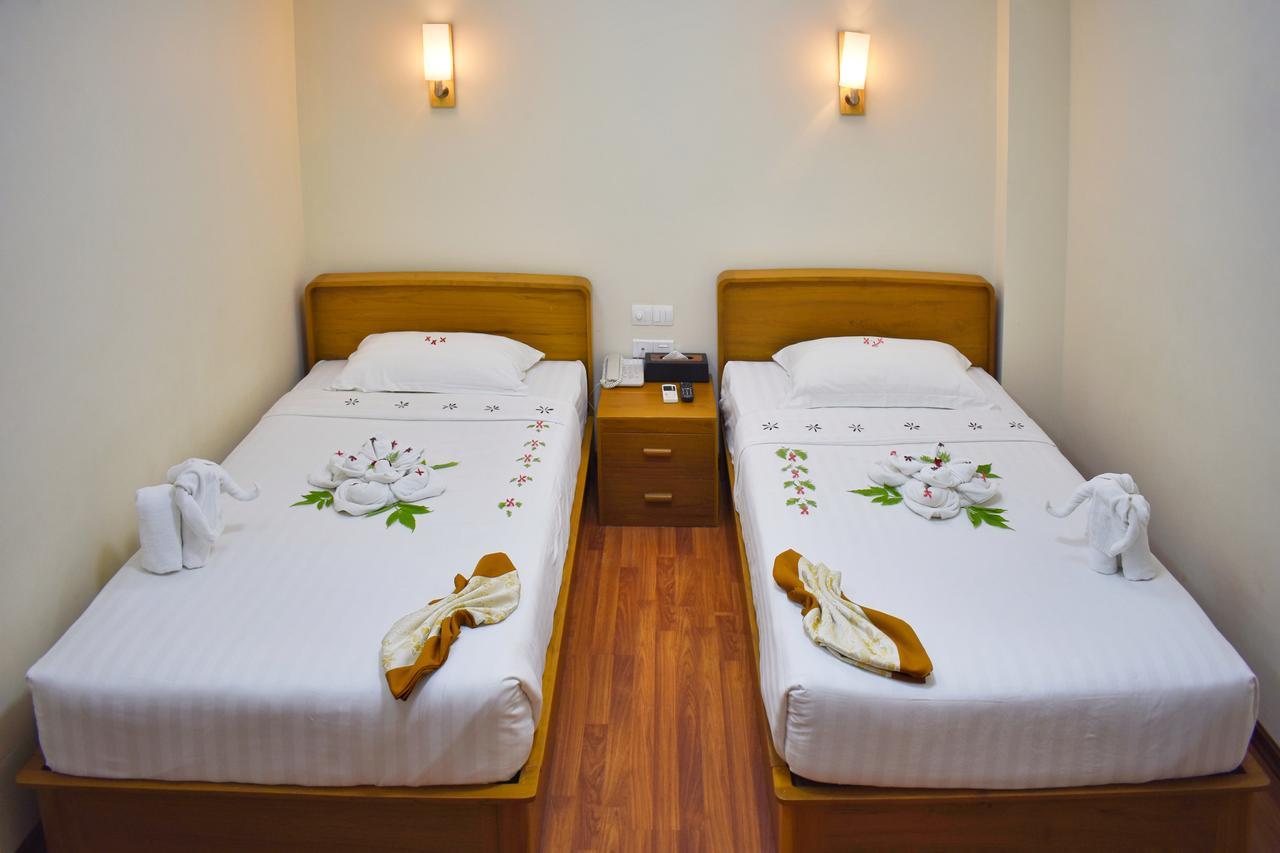 Shwe Poe Eain Hotel New Bagan Exterior photo